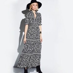 NEW Black and White Floral Ruffle Maxi Dress Size Medium